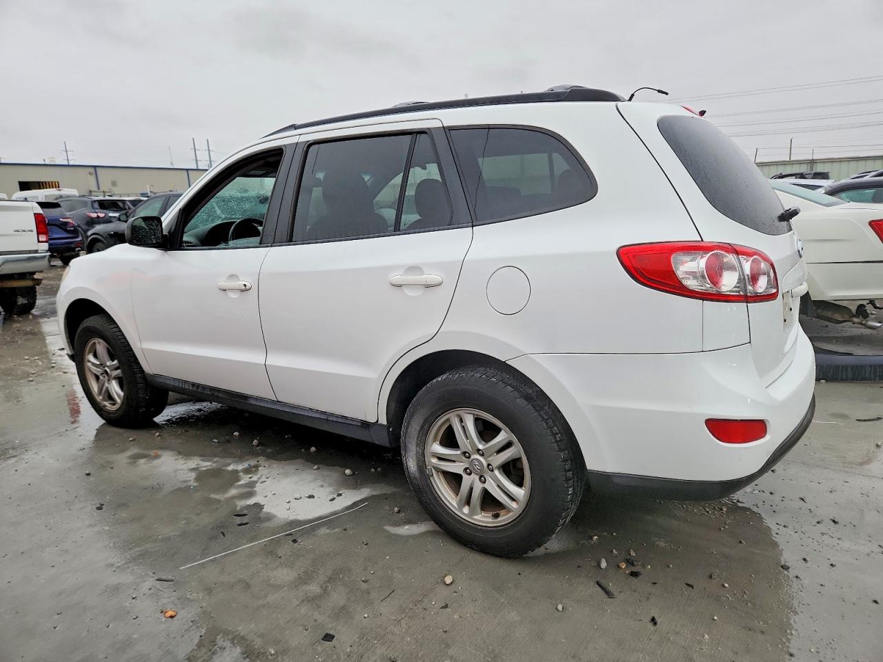 2010 HYUNDAI SANTA FE GLS photo 2