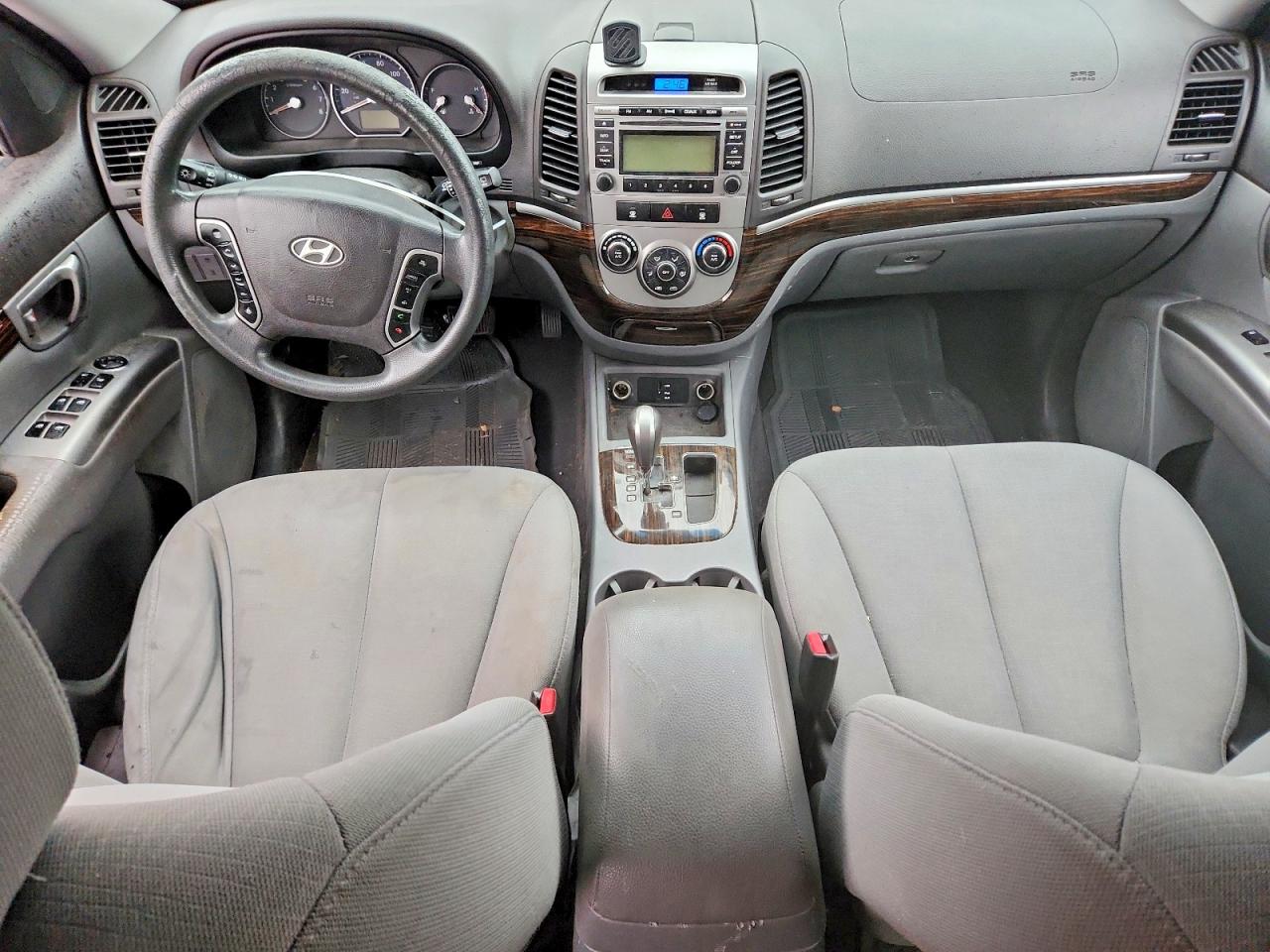 2010 HYUNDAI SANTA FE GLS photo 8