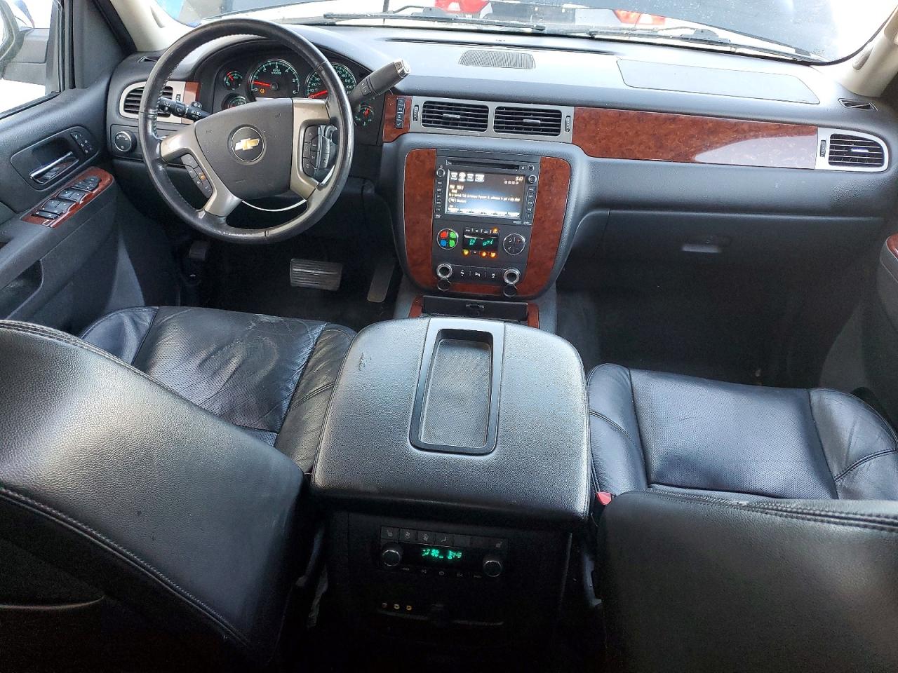 2013 CHEVROLET TAHOE K1500 LTZ photo 8