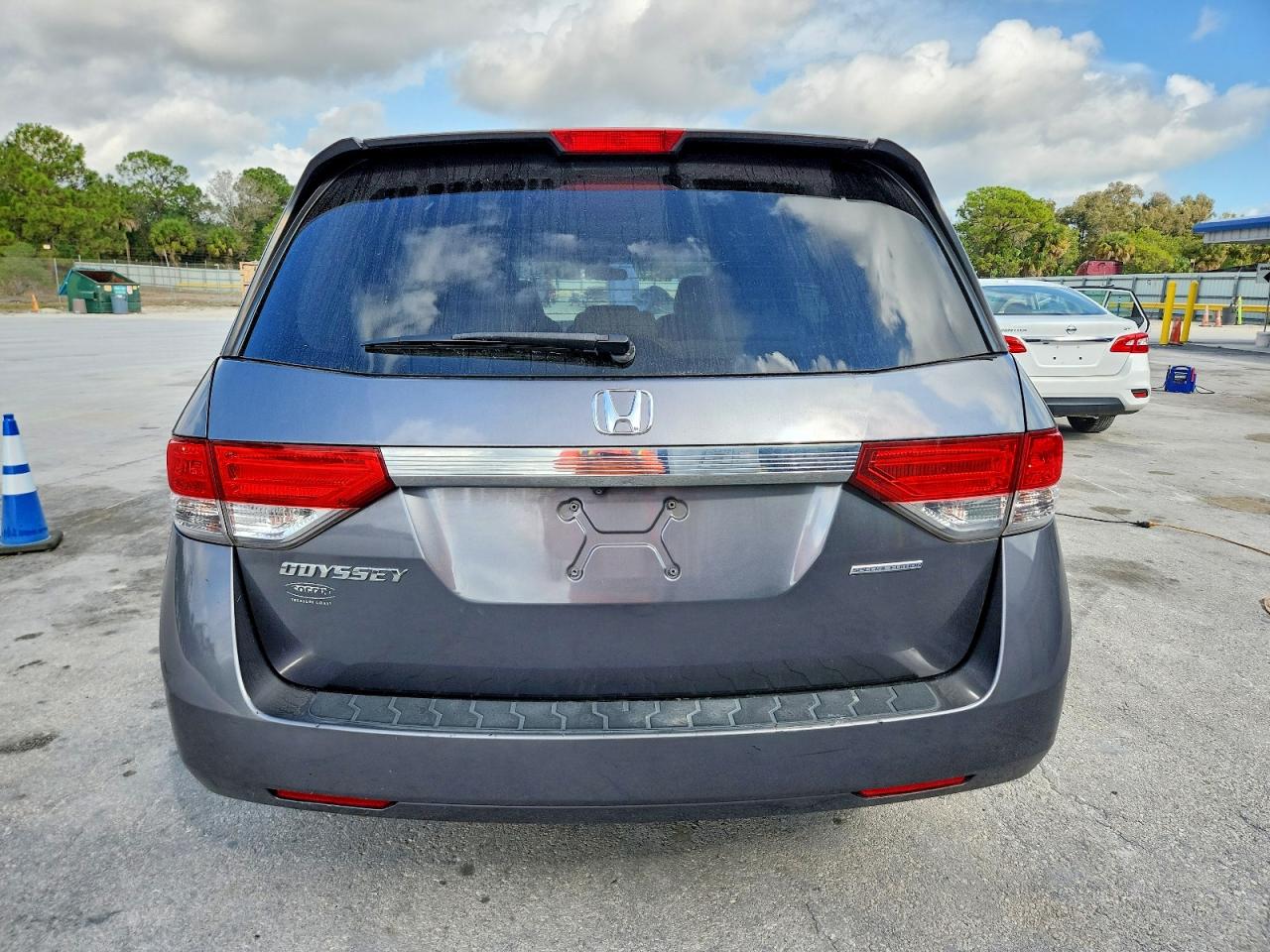 2016 HONDA ODYSSEY SE photo 11