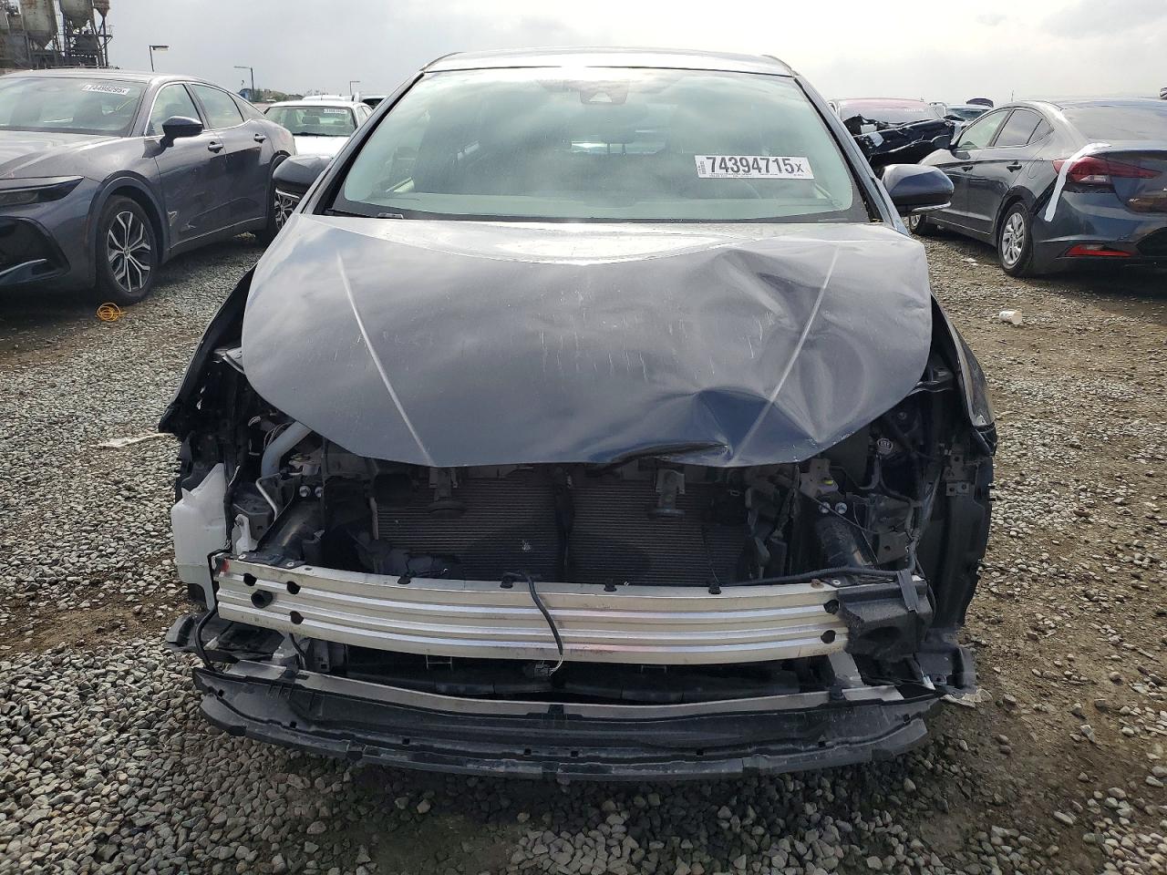 2019 TOYOTA PRIUS photo 5
