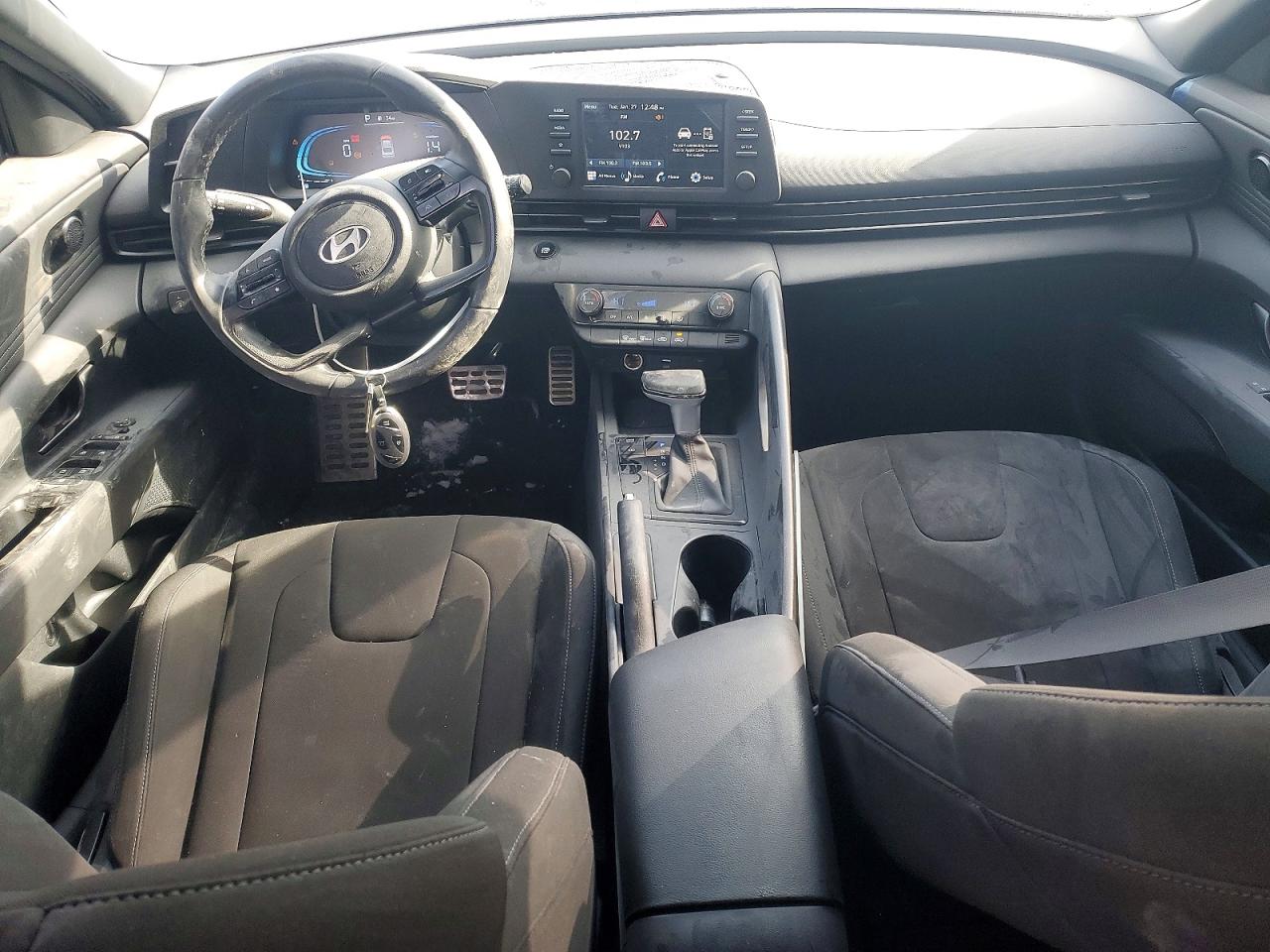 2025 HYUNDAI ELANTRA SEL SPORT photo 15