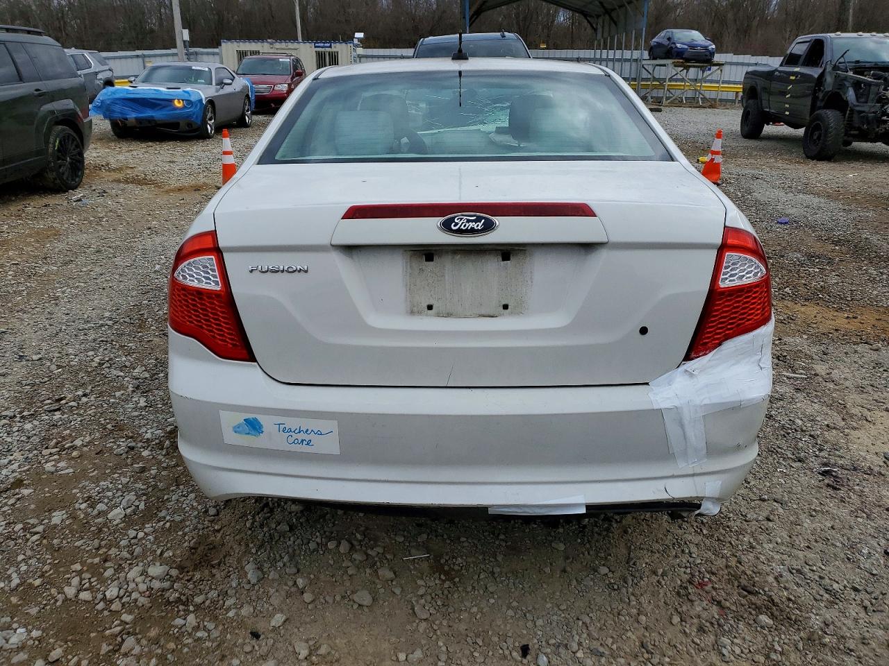 2011 FORD FUSION S photo 6