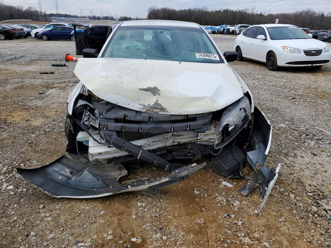 2011 FORD FUSION S photo 5