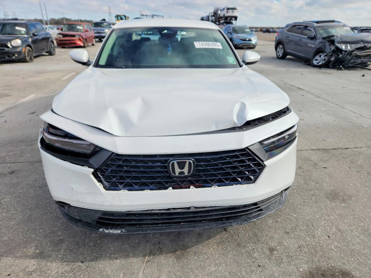 2025 HONDA ACCORD LX photo 9