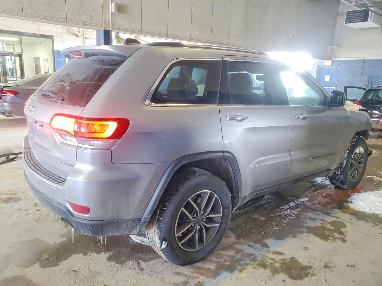 2020 JEEP GRAND CHEROKEE LIMITED photo 5