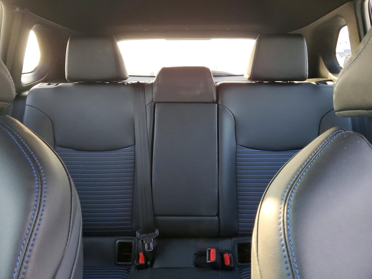 2024 TOYOTA COROLLA CROSS SE photo 10