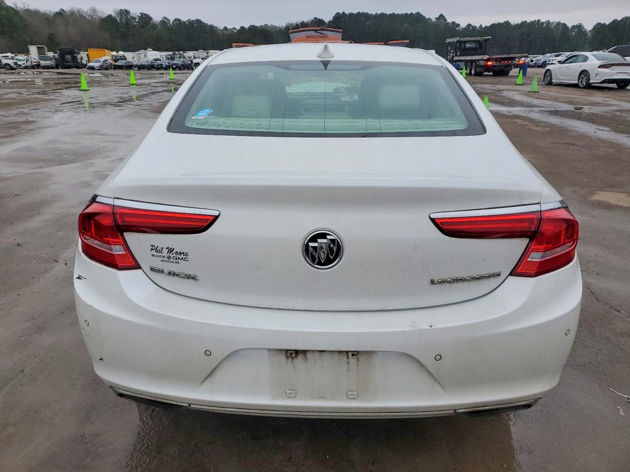 2017 BUICK LACROSSE PREMIUM photo 16