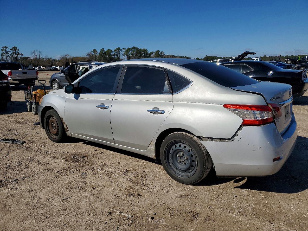 2014 NISSAN SENTRA S photo 2