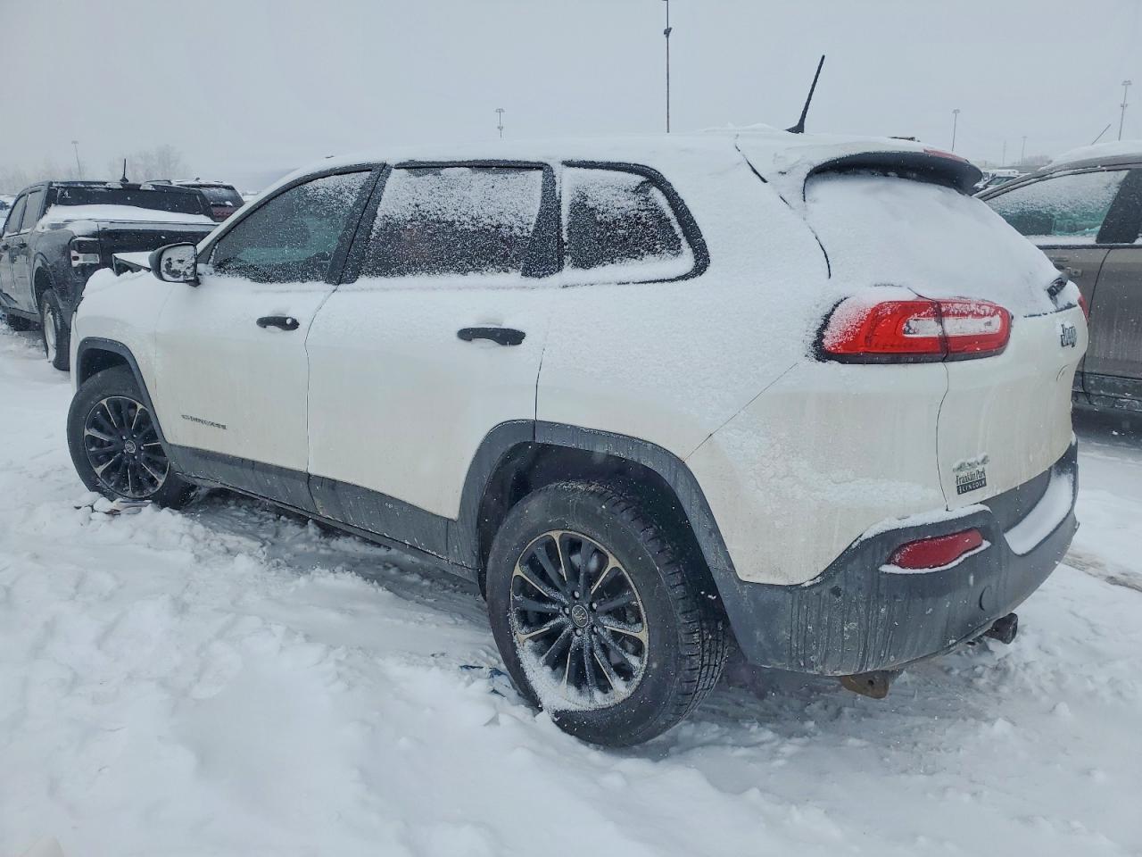 2016 JEEP CHEROKEE SPORT photo 2