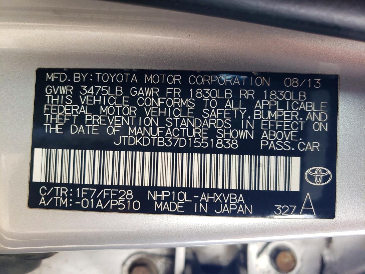 2013 TOYOTA PRIUS C photo 25