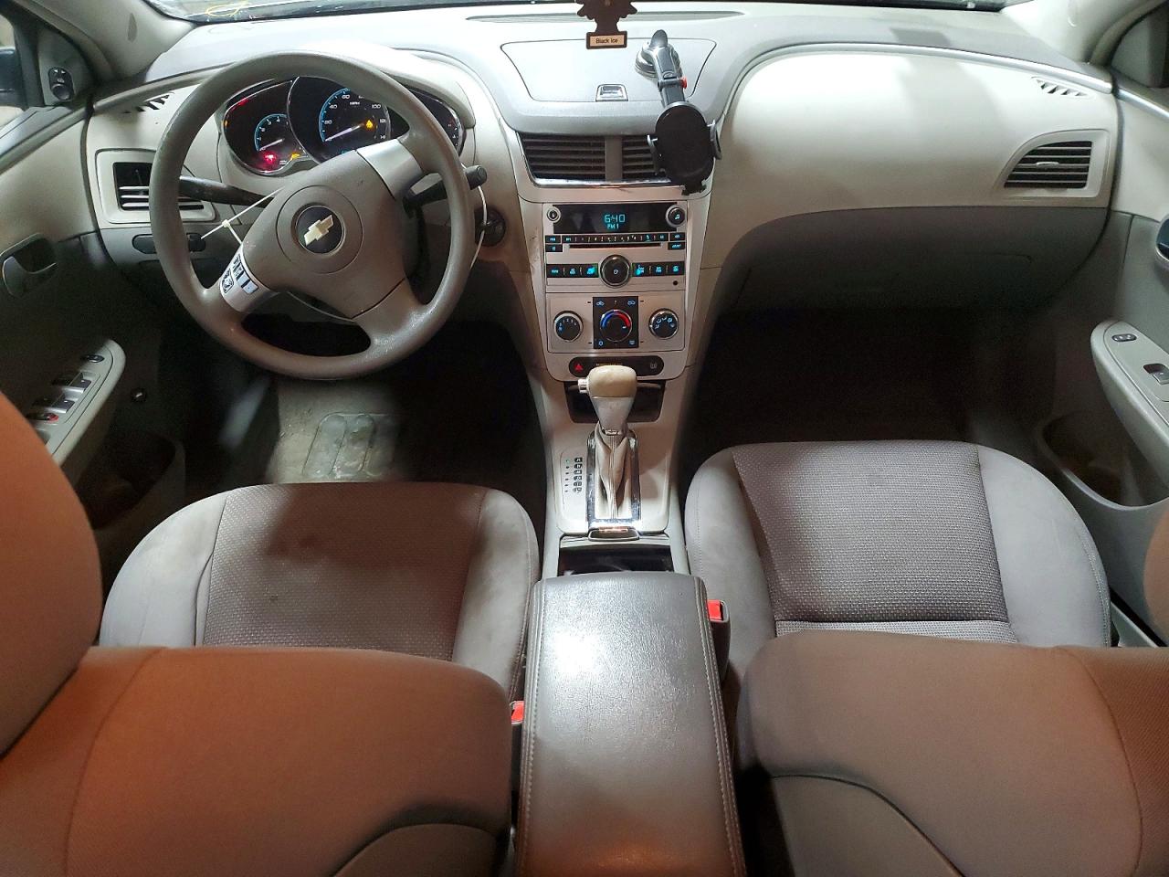 2009 CHEVROLET MALIBU LS photo 8