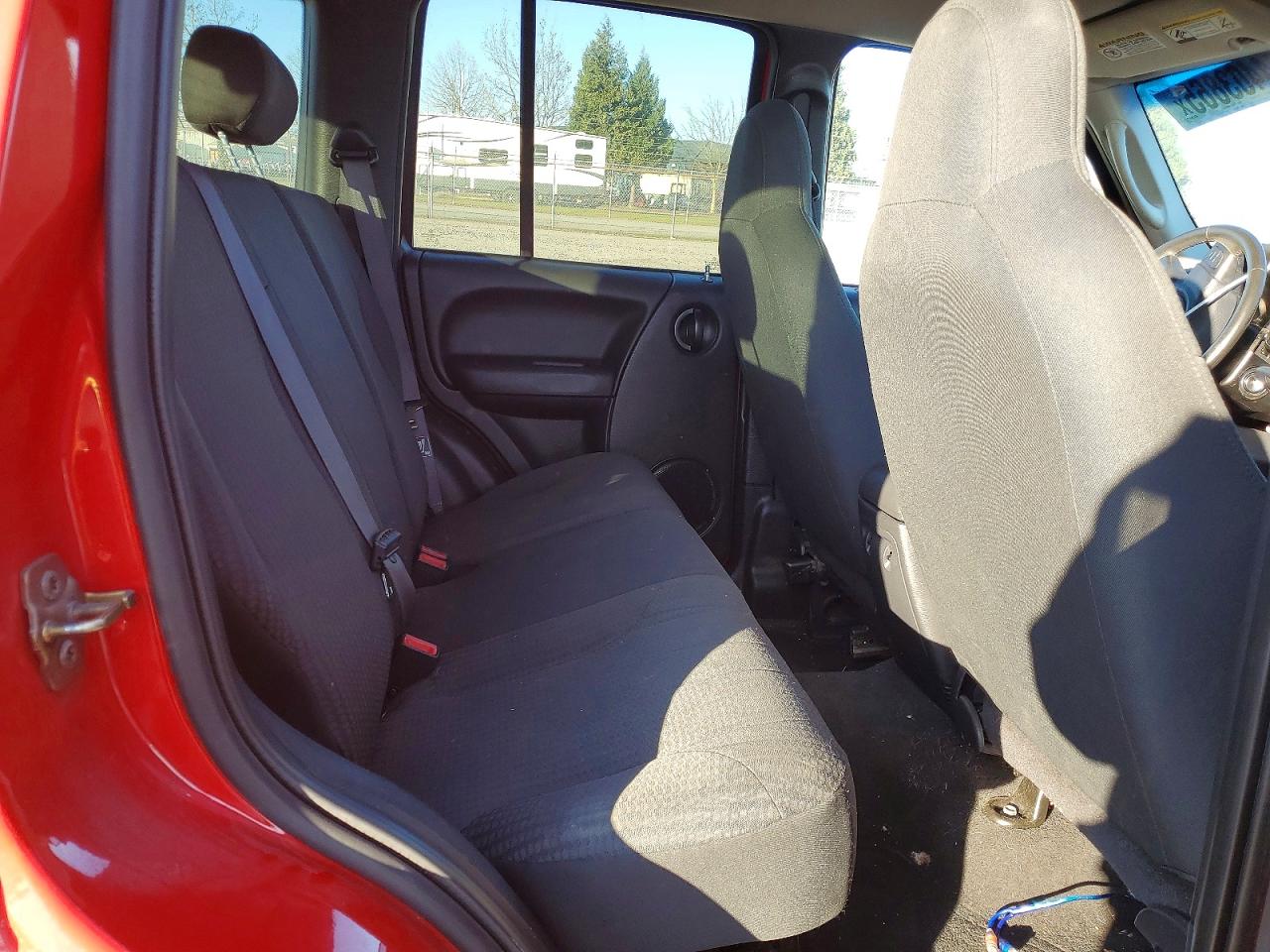 2003 JEEP LIBERTY SPORT photo 11