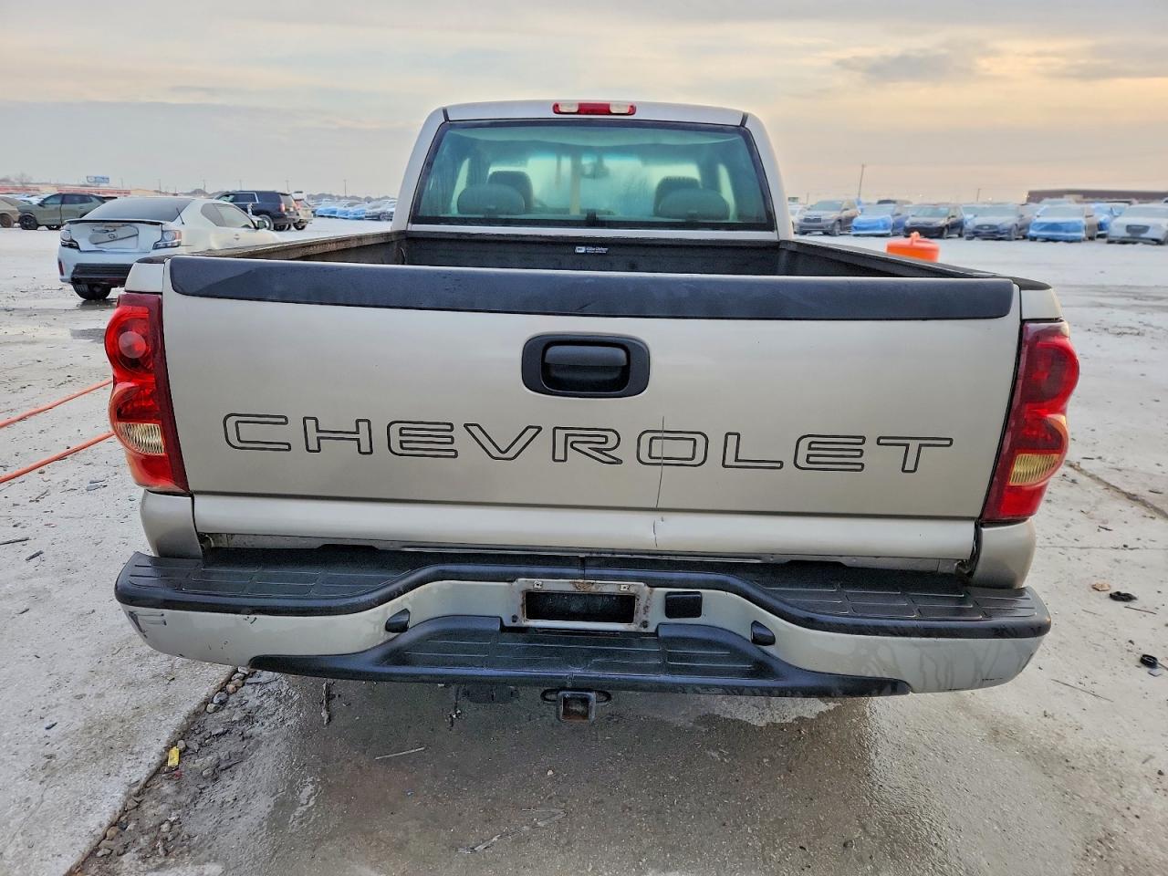 2003 CHEVROLET SILVERADO C1500 photo 16