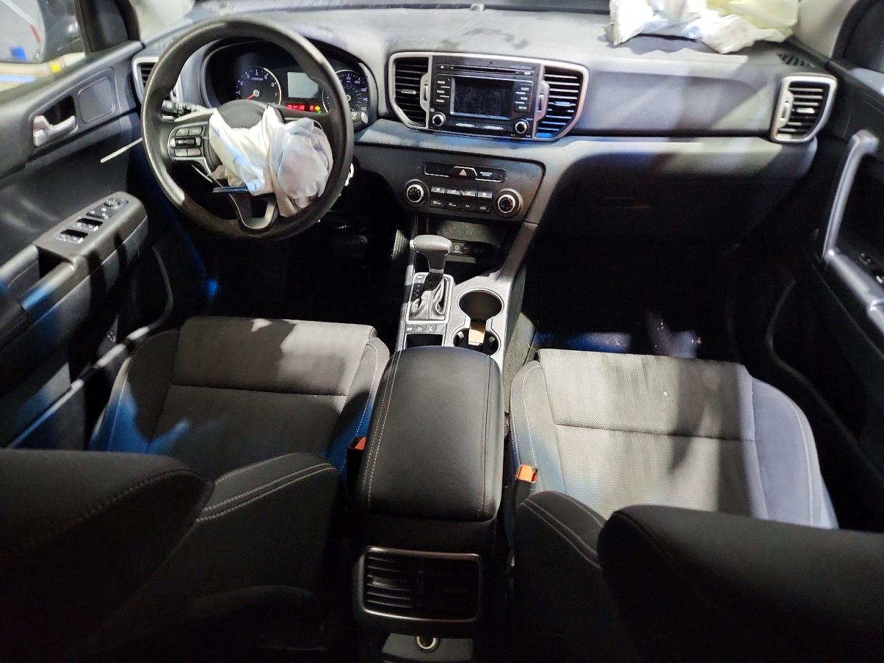2017 KIA SPORTAGE LX photo 8