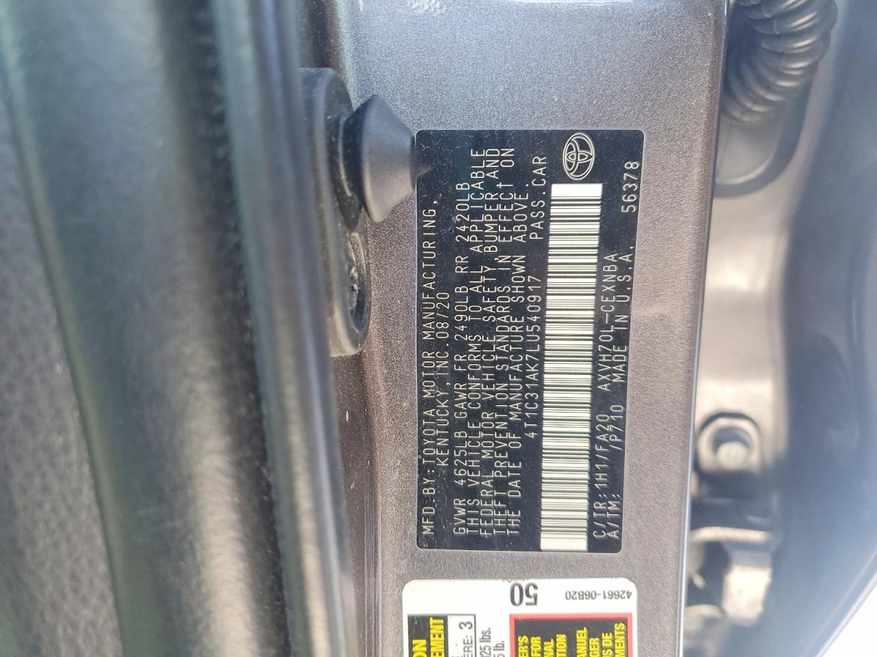 2020 TOYOTA CAMRY LE photo 12