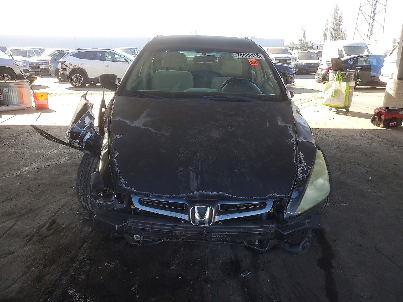 2005 HONDA ACCORD LX photo 13