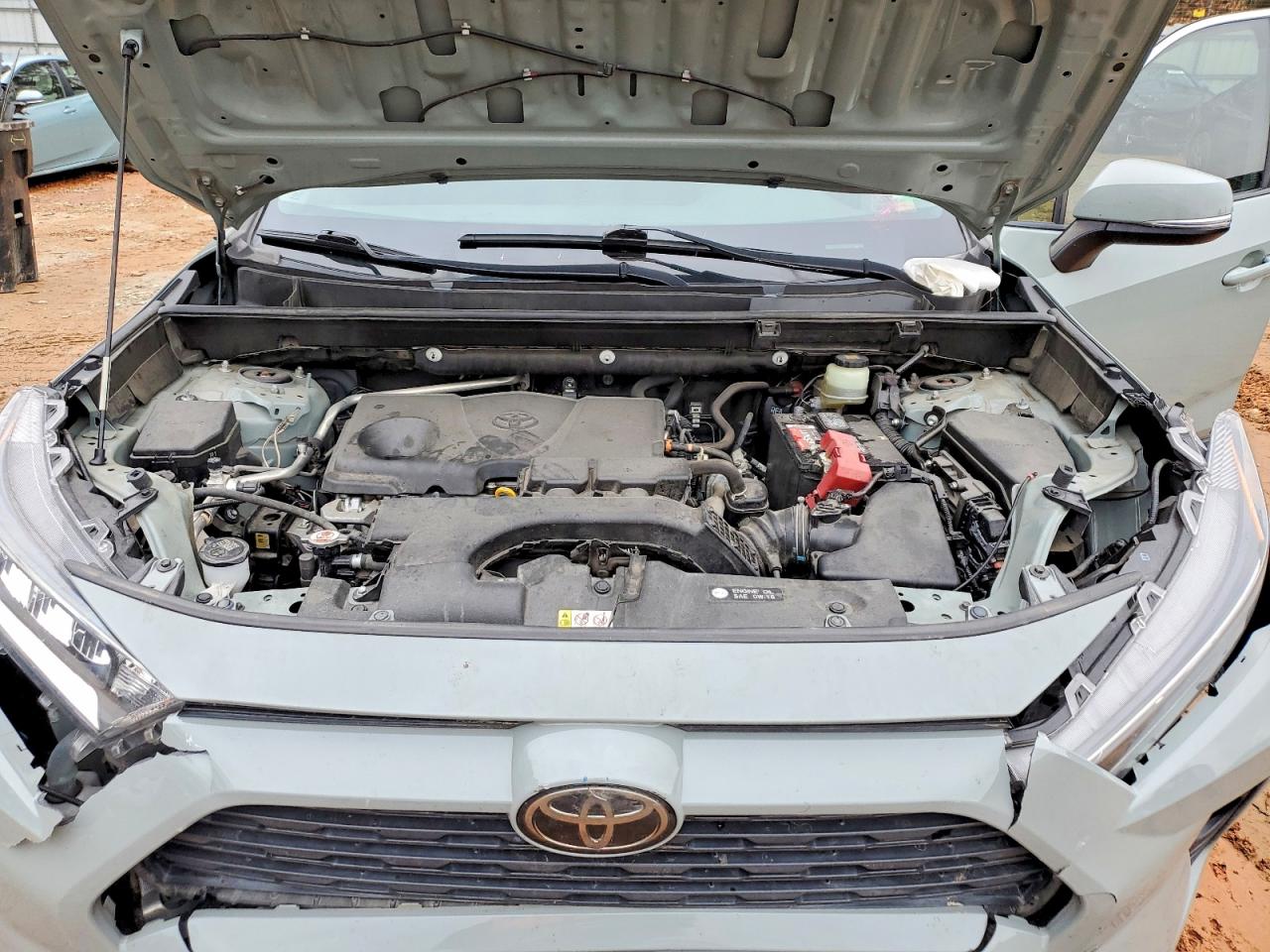 2019 TOYOTA RAV4 XLE photo 23