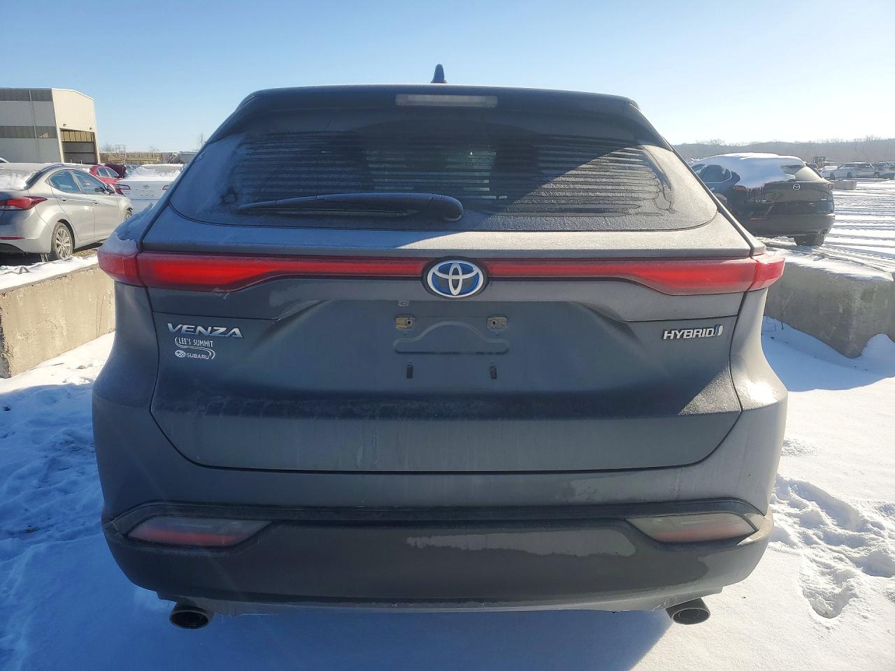 2021 TOYOTA VENZA photo 16