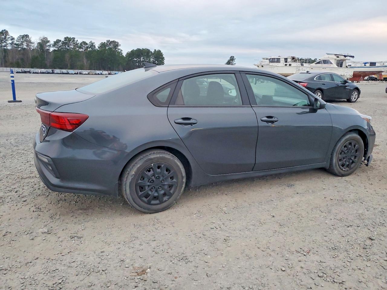 2021 KIA FORTE FE photo 5