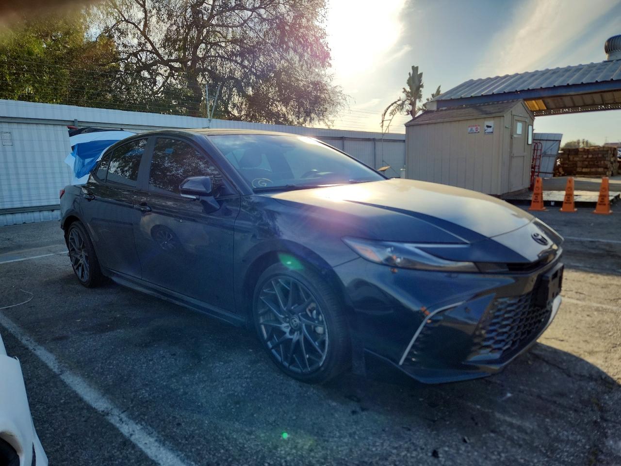 2025 TOYOTA CAMRY XSE photo 4