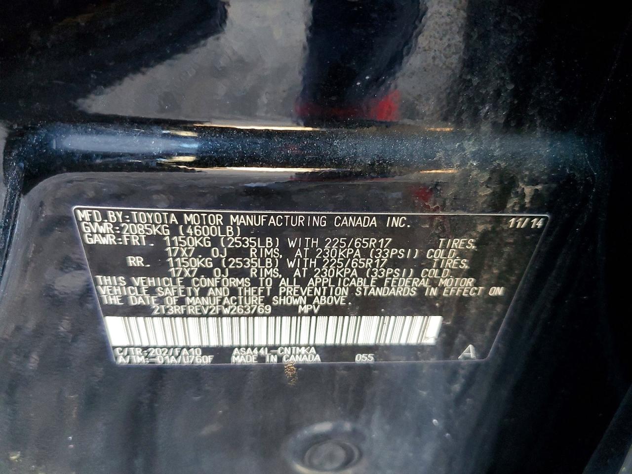 2015 TOYOTA RAV4 XLE photo 12
