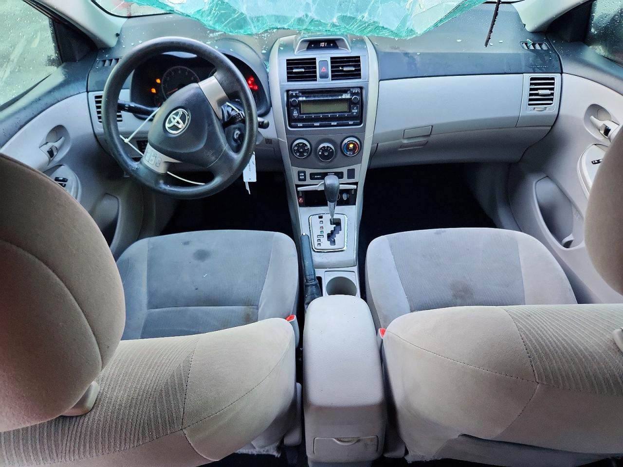 2012 TOYOTA COROLLA photo 15