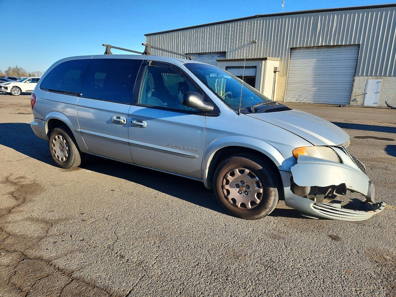 2001 CHRYSLER TOWN & COUNTRY photo 7