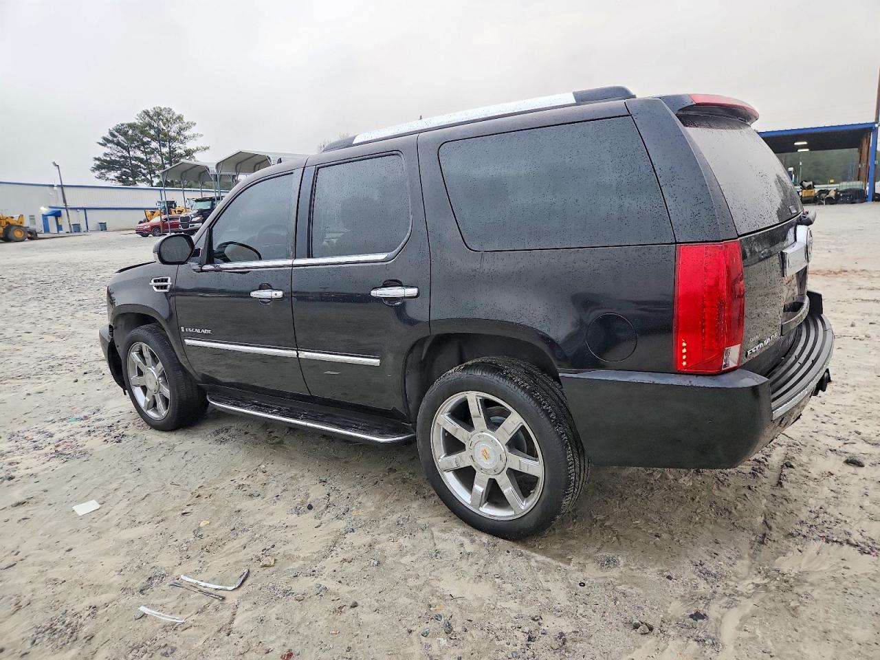 2007 CADILLAC ESCALADE LUXURY photo 3