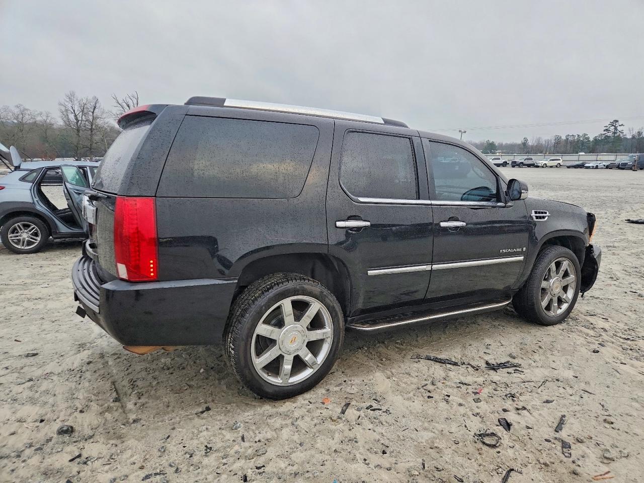 2007 CADILLAC ESCALADE LUXURY photo 5