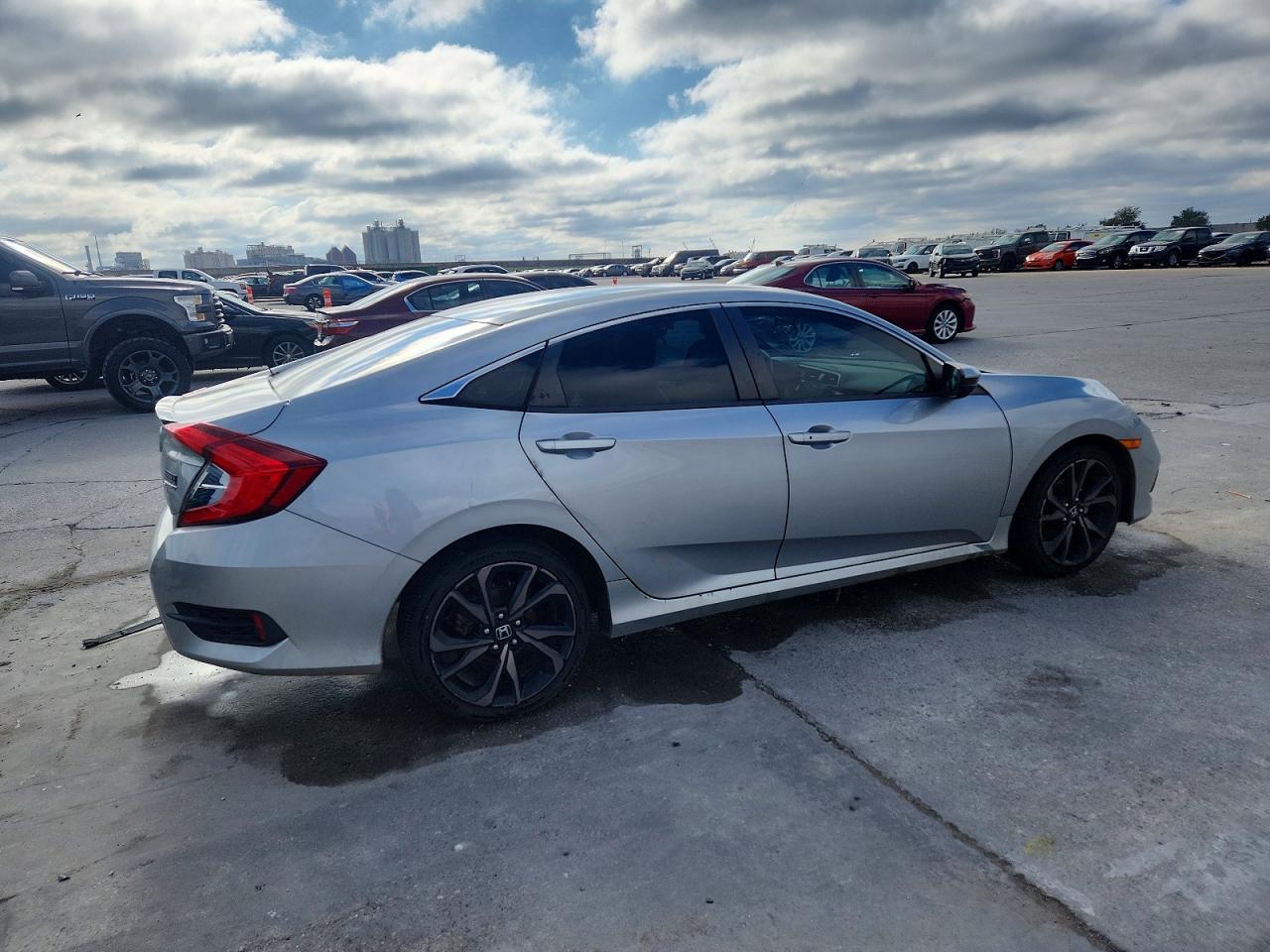 2020 HONDA CIVIC SPORT photo 5