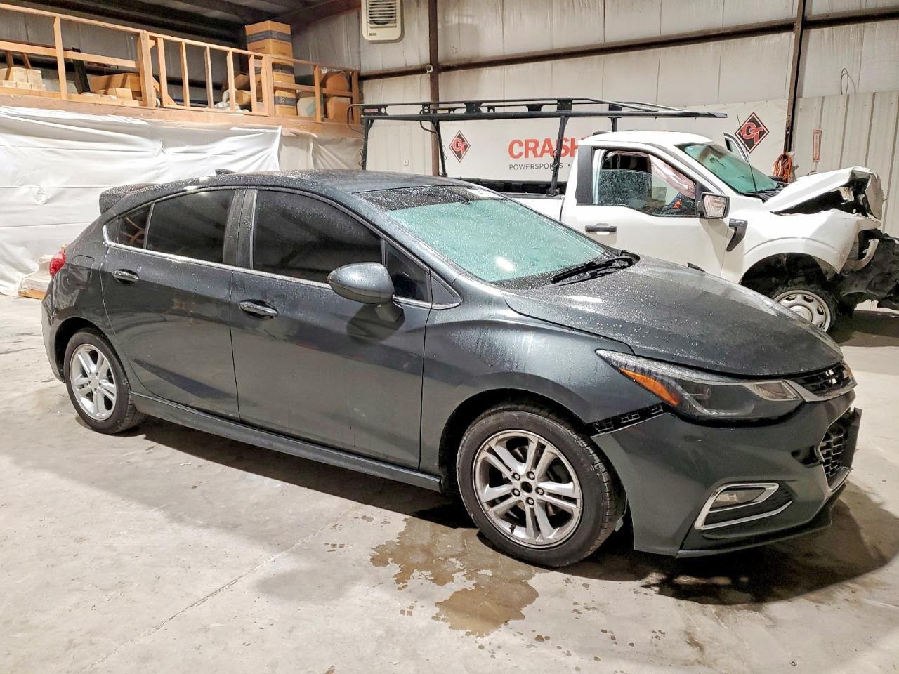 2017 CHEVROLET CRUZE LT photo 4