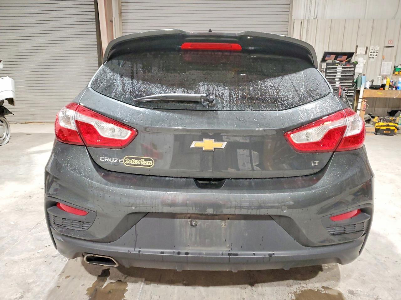 2017 CHEVROLET CRUZE LT photo 6