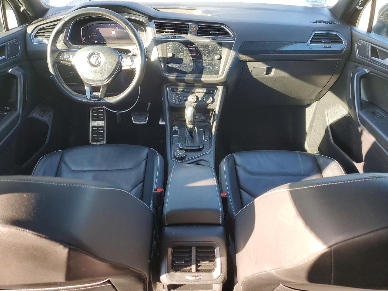 2021 VOLKSWAGEN TIGUAN SEL PREMIUM R-LINE photo 15