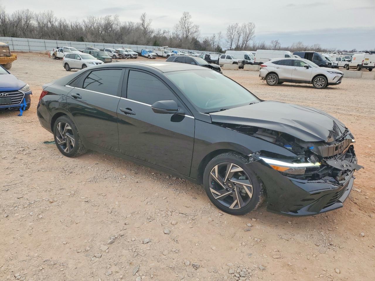 2024 HYUNDAI ELANTRA LIMITED photo 4