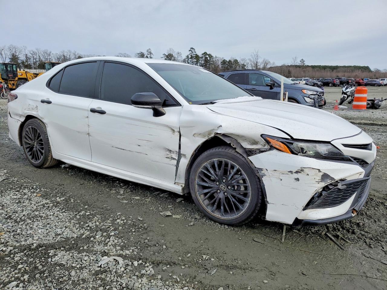 2022 TOYOTA CAMRY photo 7