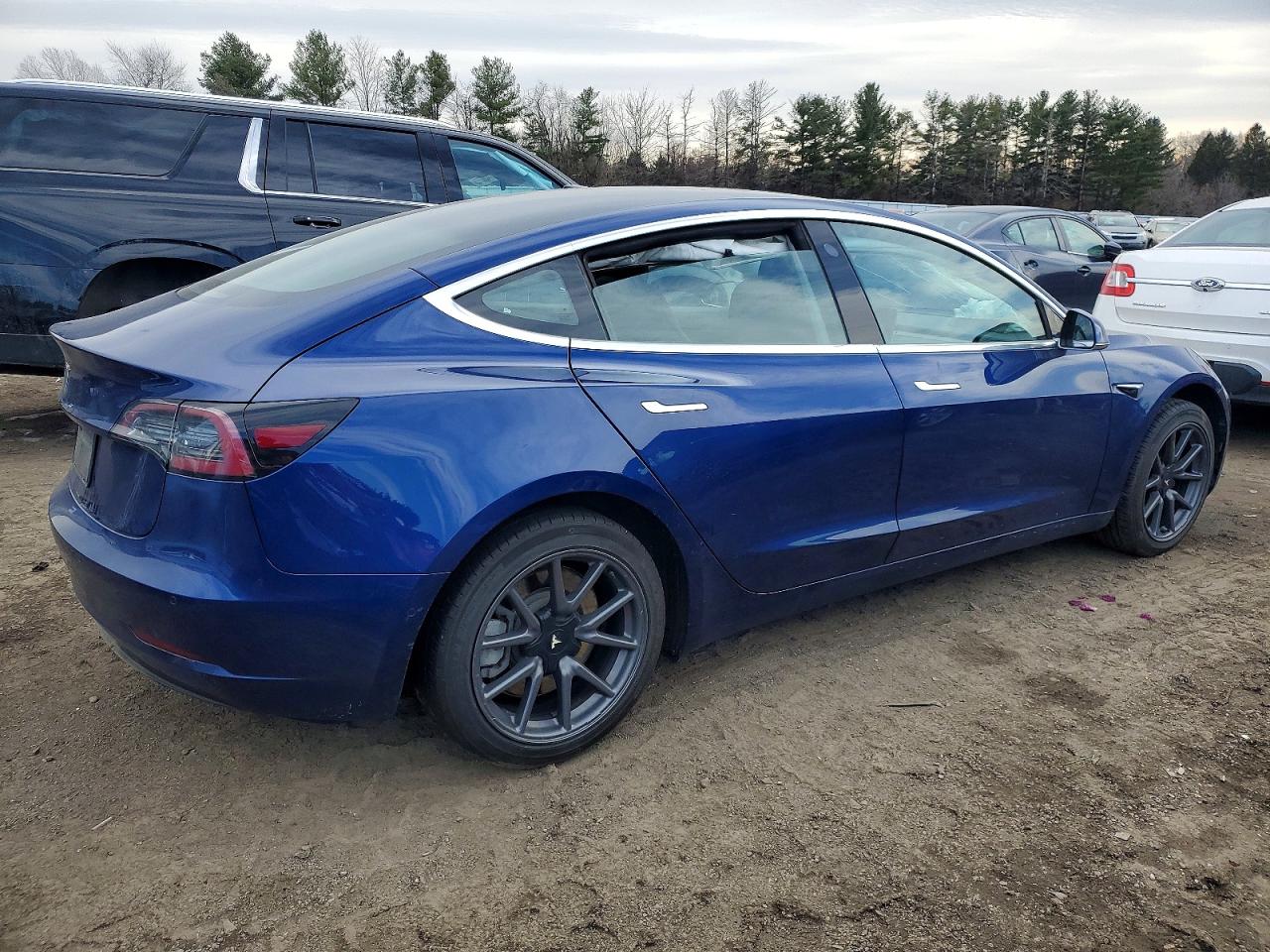2020 TESLA MODEL 3 photo 3