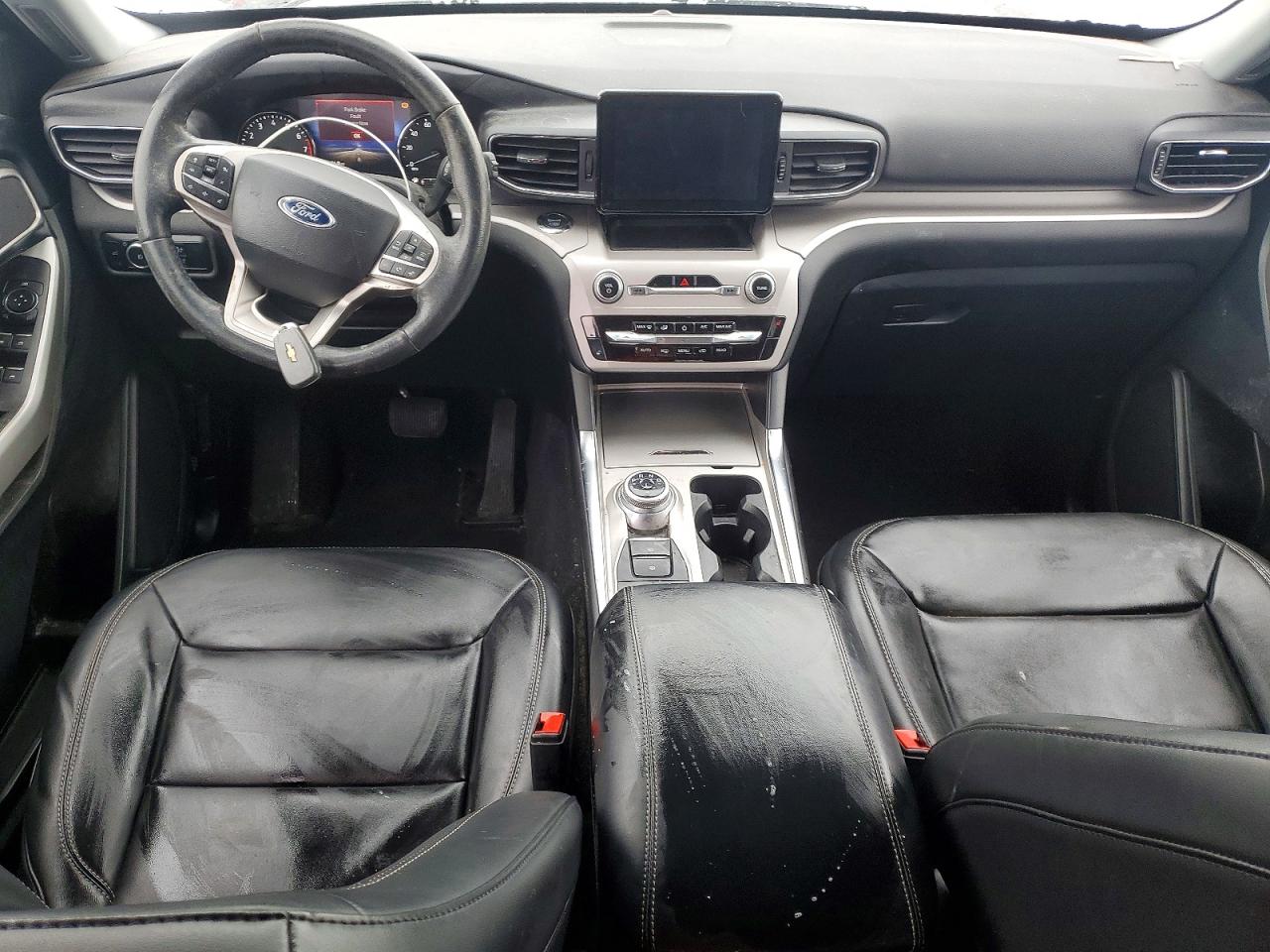 2023 FORD EXPLORER XLT photo 22