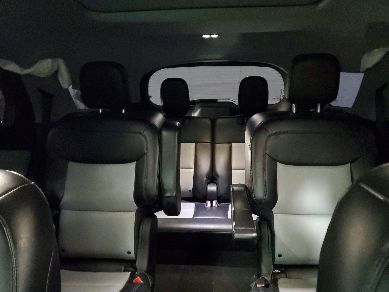2023 FORD EXPLORER XLT photo 28