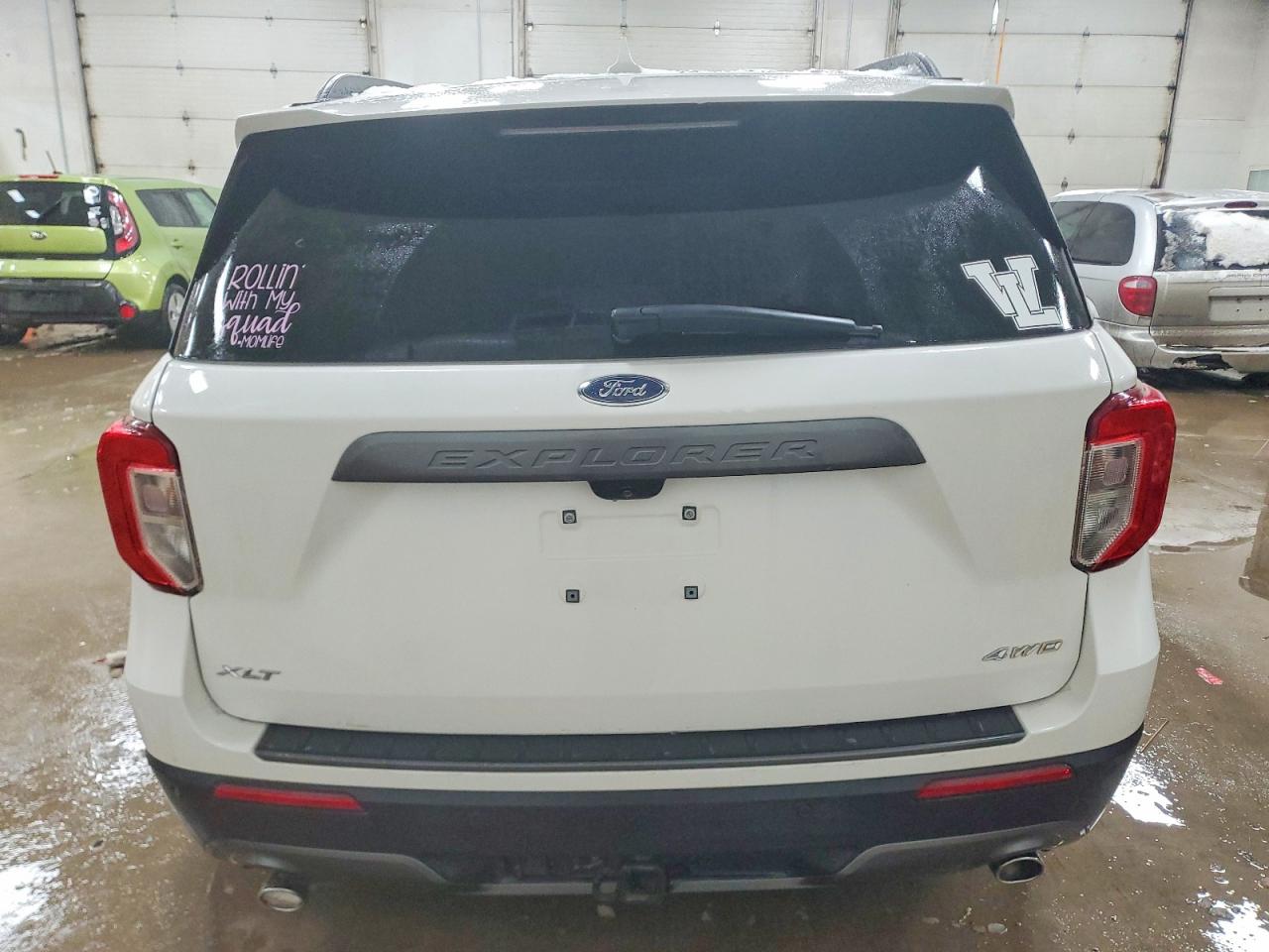 2023 FORD EXPLORER XLT photo 16
