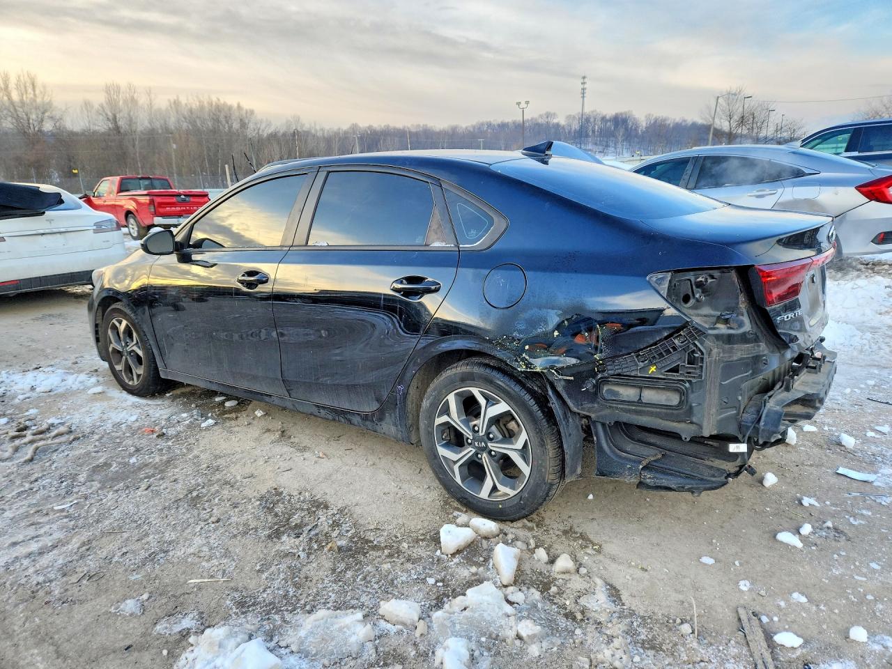 2021 KIA FORTE LXS photo 2