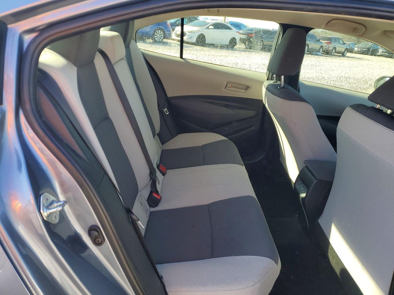2023 TOYOTA COROLLA LE photo 19