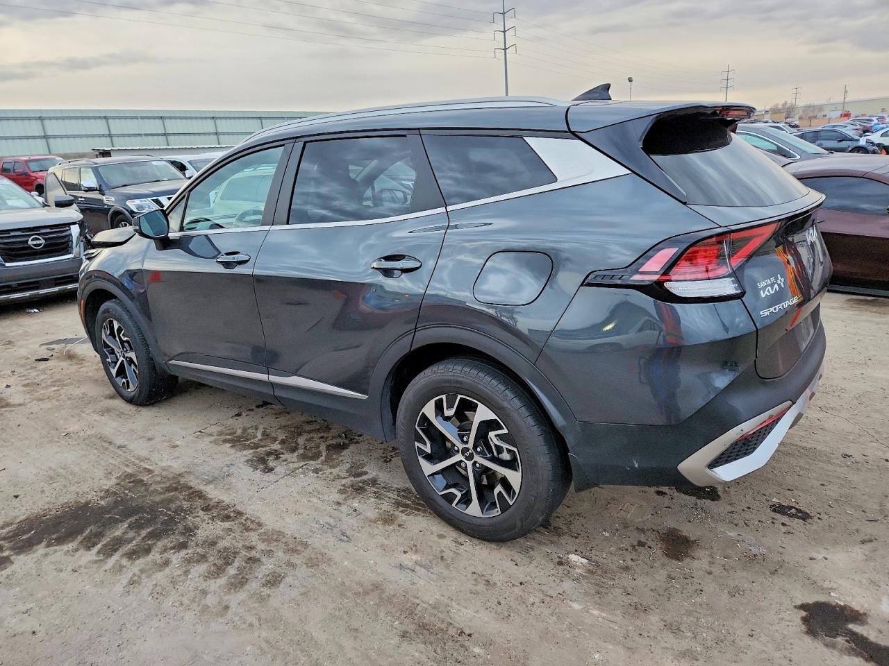 2023 KIA SPORTAGE EX photo 2