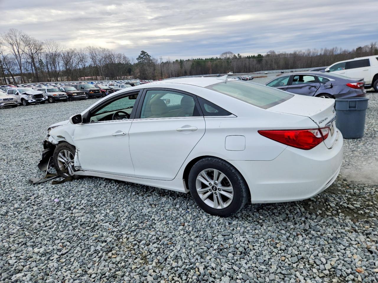 2012 HYUNDAI SONATA GLS photo 2