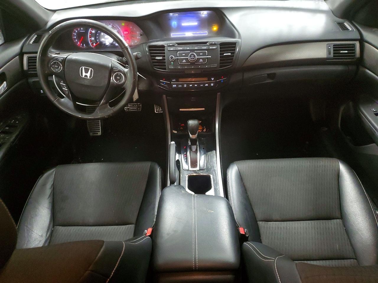 2017 HONDA ACCORD SPORT photo 15