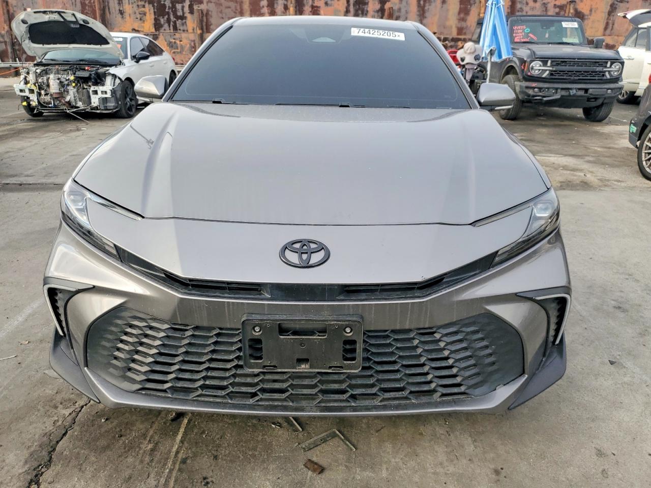 2025 TOYOTA CAMRY XSE photo 5
