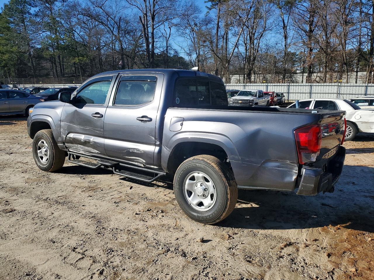 2021 TOYOTA TACOMA photo 3