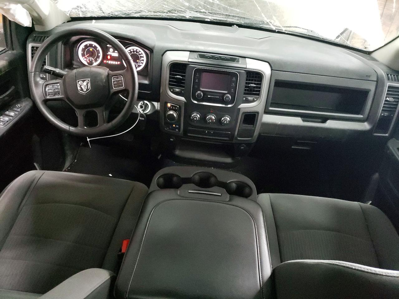2021 RAM 1500 CLASSIC TRADESMAN photo 15