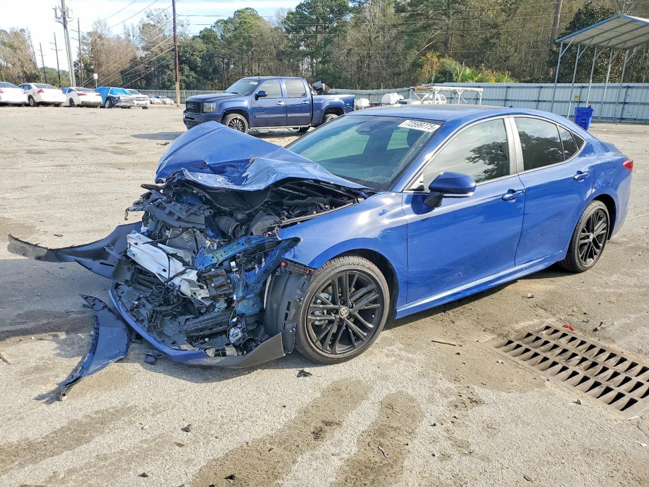 2025 TOYOTA CAMRY