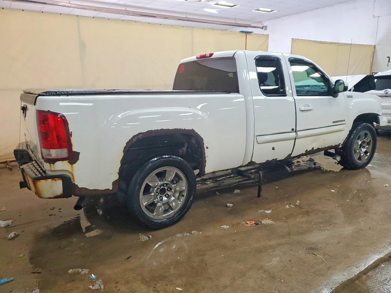 2011 GMC SIERRA K1500 SLE photo 7